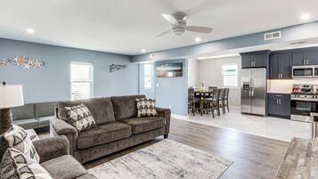 Apartment (4 Bedrooms) | Interior