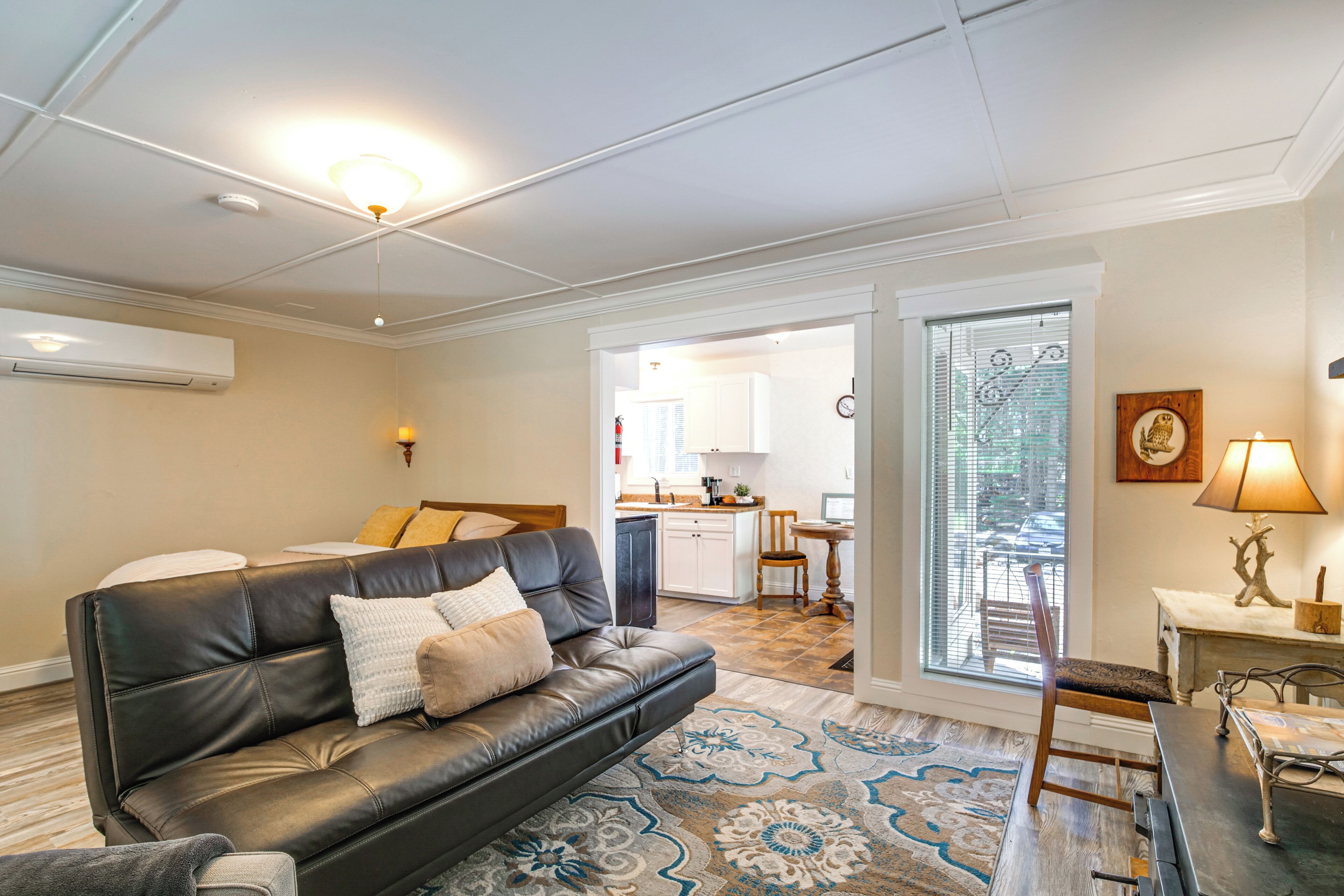 Cottage (0 Bedroom) | Interior