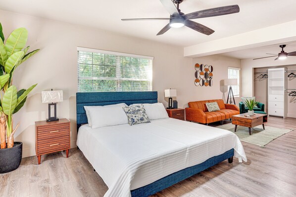 House (3 Bedrooms) | Interior