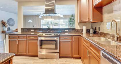 1 Mi to UF Campus: Walkable Home in Gainesville!