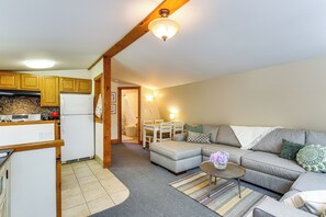 Apartment (1 Bedroom) | Interior