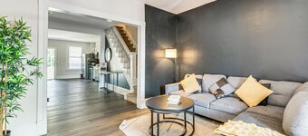 1 Block to Main Street: Dtwn Stroudsburg Townhome!