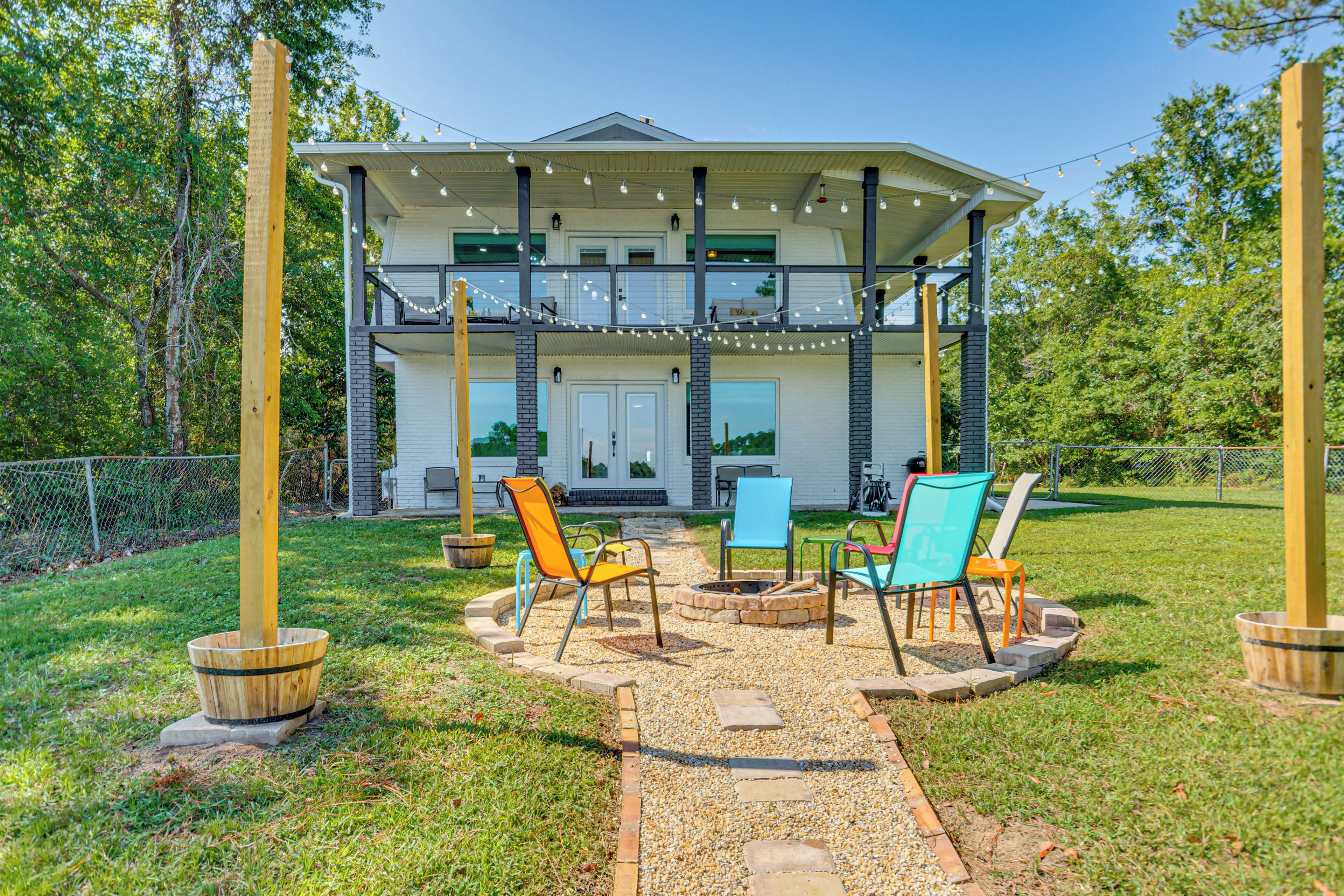 House (3 Bedrooms) | Front of property