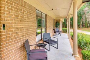 House (4 Bedrooms) | Interior - 2 Mi to Bay + Beaches: Home w/ Gazebo in Daphne (Daphne)