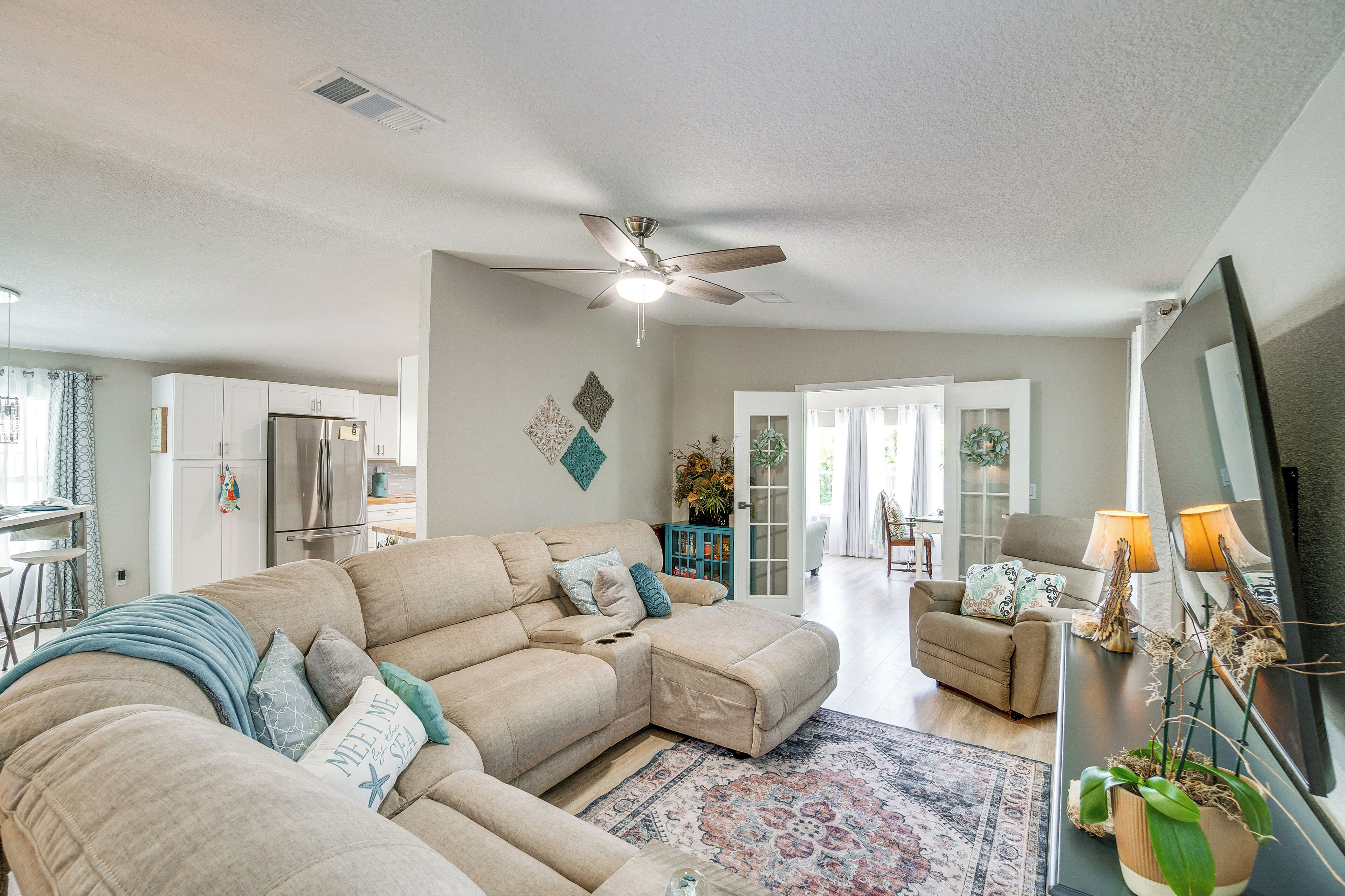 House (2 Bedrooms) | Front of property