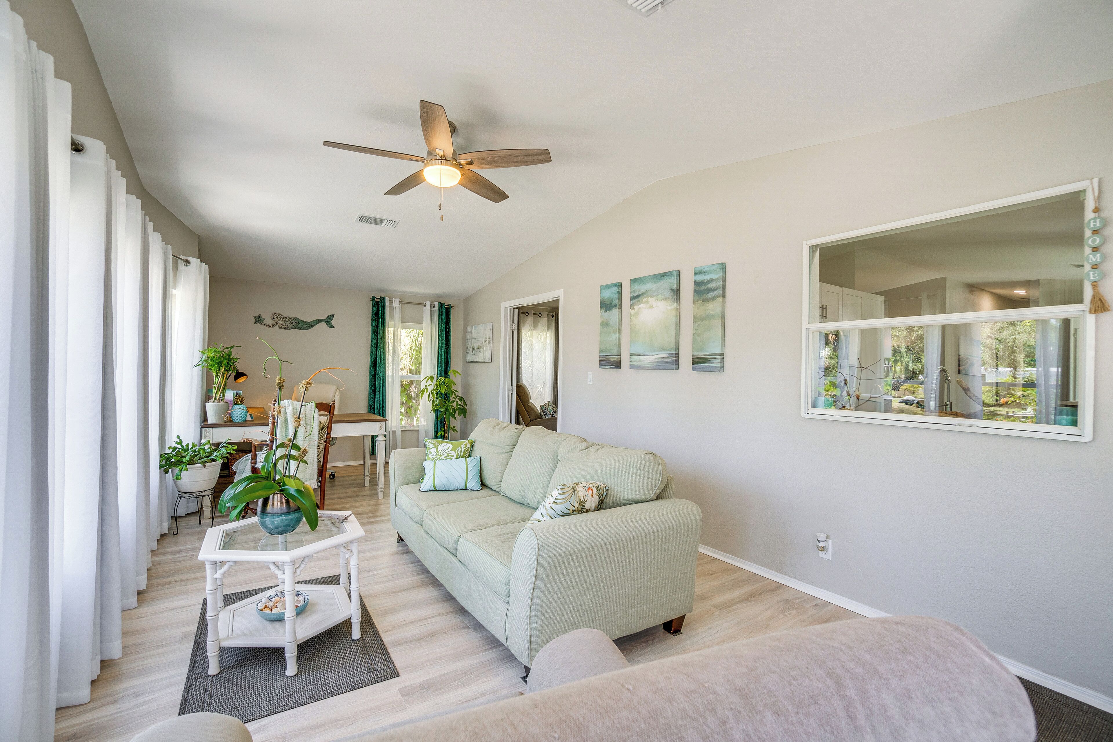 House (2 Bedrooms) | Interior