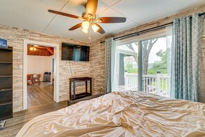 Cottage (2 Bedrooms) | Interior