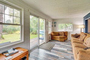 Cottage (2 Bedrooms) | Interior