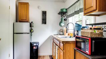 Cottage (0 Bedroom) | Interior