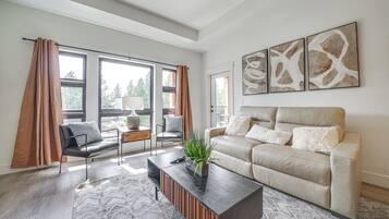 Apartment (2 Bedrooms) | Bahagian dalam