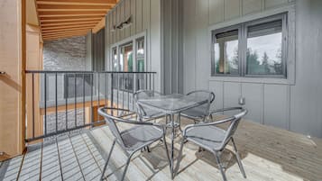 Apartment (2 Bedrooms) | Bahagian dalam