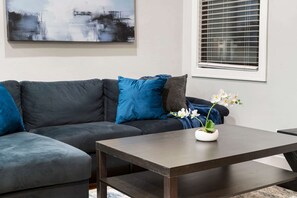 Apartment | 4 bedrooms, Internet