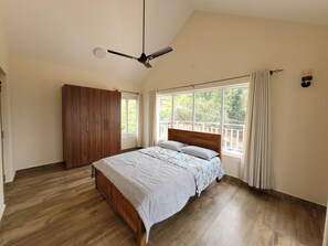 Villa, 3 Bedrooms, Accessible, Smoking
