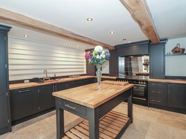 Casa de campo | Cozinha privada | Lava-louças, talheres/pratos/utensílios de cozinha