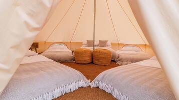 1 bedroom, individually decorated, individually furnished