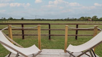 Cottage | Property grounds