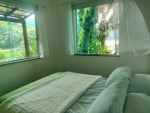 Double Room, Partial Sea View | In-room safe, free WiFi