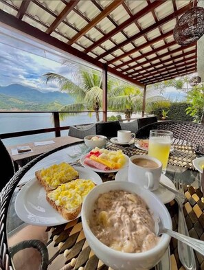 Tägliches inbegriffenes Frühstücksbuffet