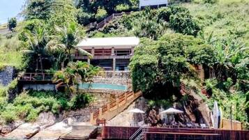 Fachada da propriedade