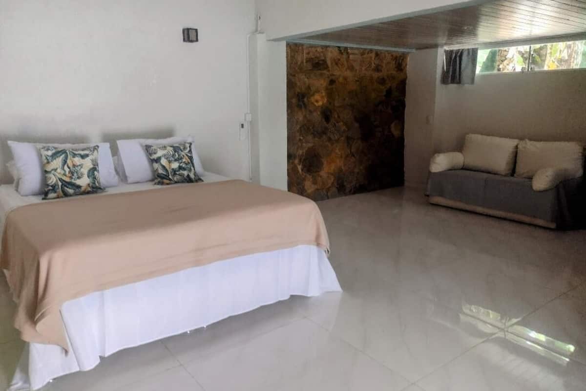 Deluxe Studio Suite, Sea View | In-room safe, free WiFi