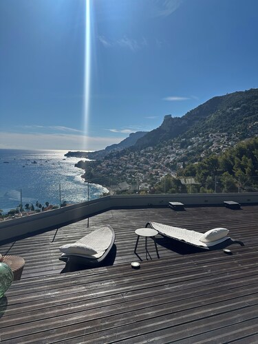 Top Location: Panoramic Villa with Pool Monaco Bay