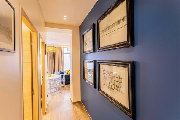 المنشأة من الداخل