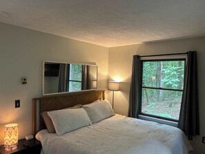 3 bedrooms, iron/ironing board, travel cot, WiFi