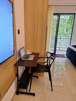 Interior - Luxury Studio Apartment with Proximity to two rivers & village market Malls (Nairobi)