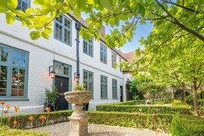 Exterior - Catesby Court, Wells-next-the-Sea, Norfolk (Wells-next-the-Sea)