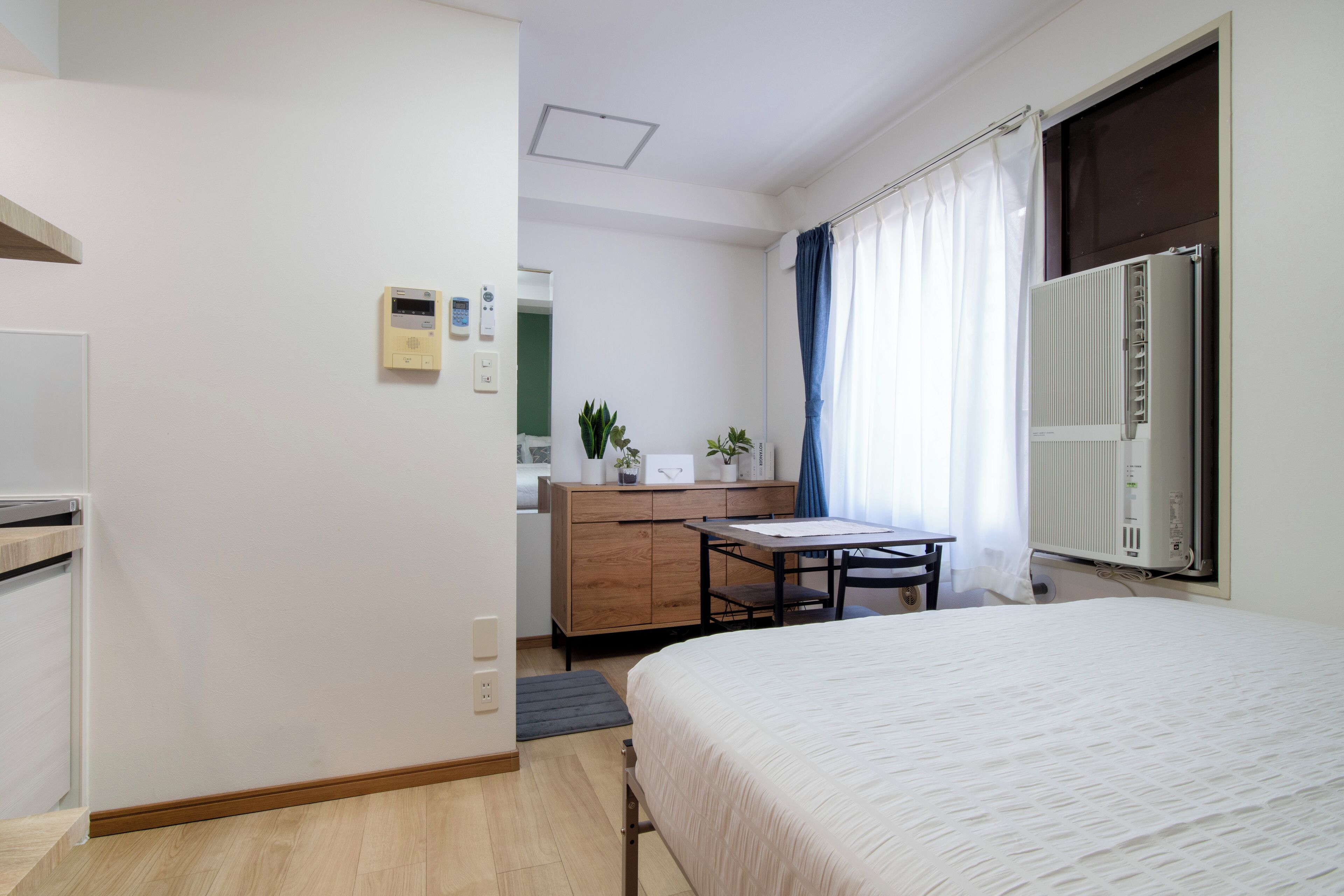 1 slaapkamer, een strijkplank/strijkijzer, gratis wifi, beddengoed