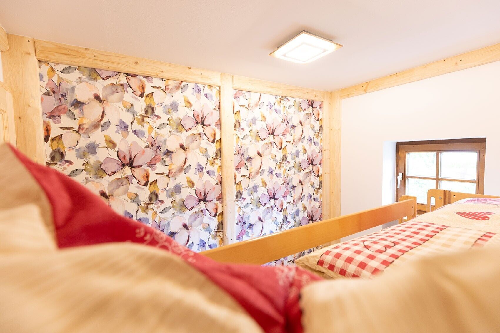 4 slaapkamers, een bureau, wifi, beddengoed