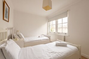 3 chambres, fer et planche Ă repasser, Wi-Fi gratuit, draps fournis