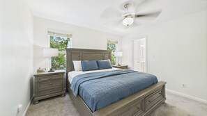 3 多间卧室、免费 WiFi、床单