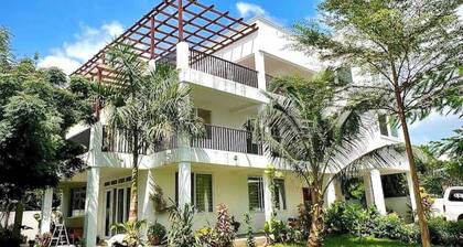 Comfortable house with private pool & lush garden