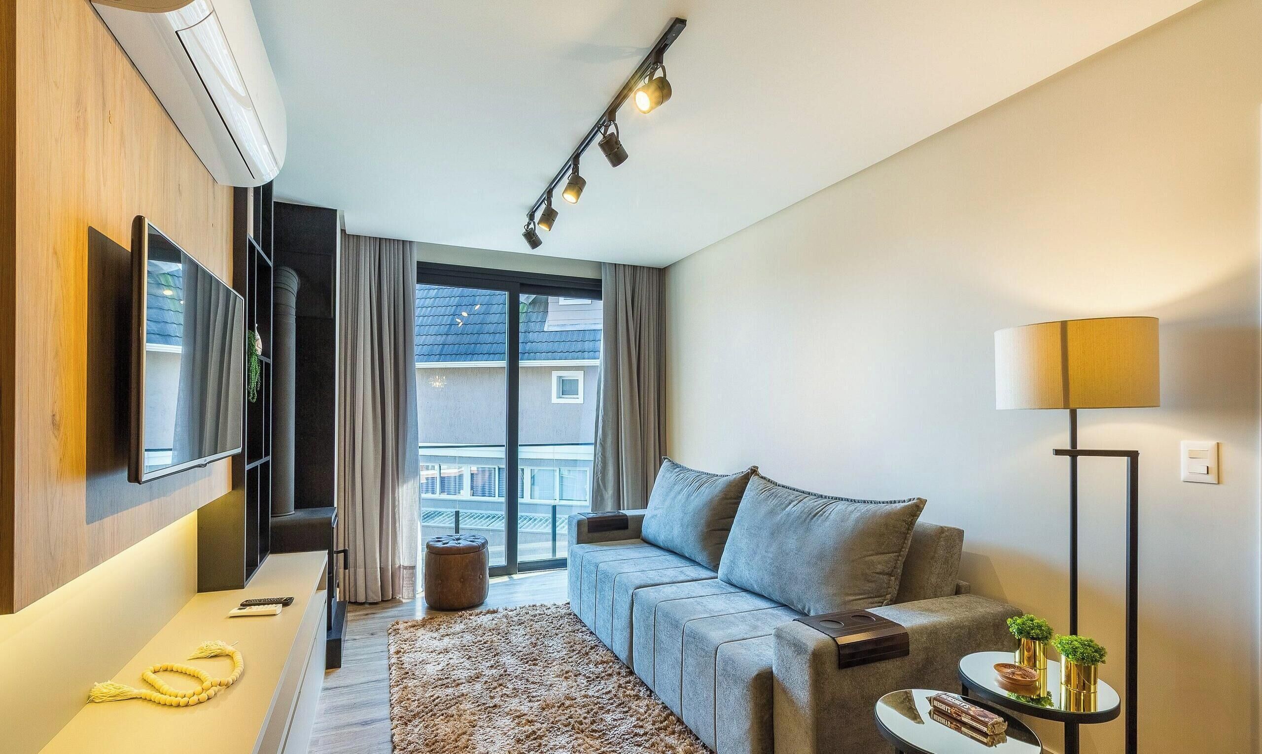 Basic Apartment | Living area