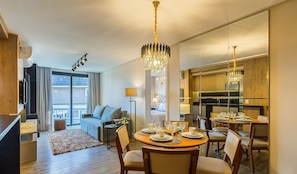 Basic Apartment | Interior