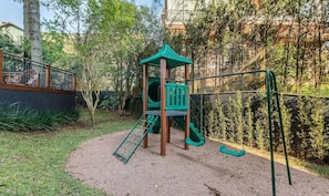 Basic Apartment | Children’s area