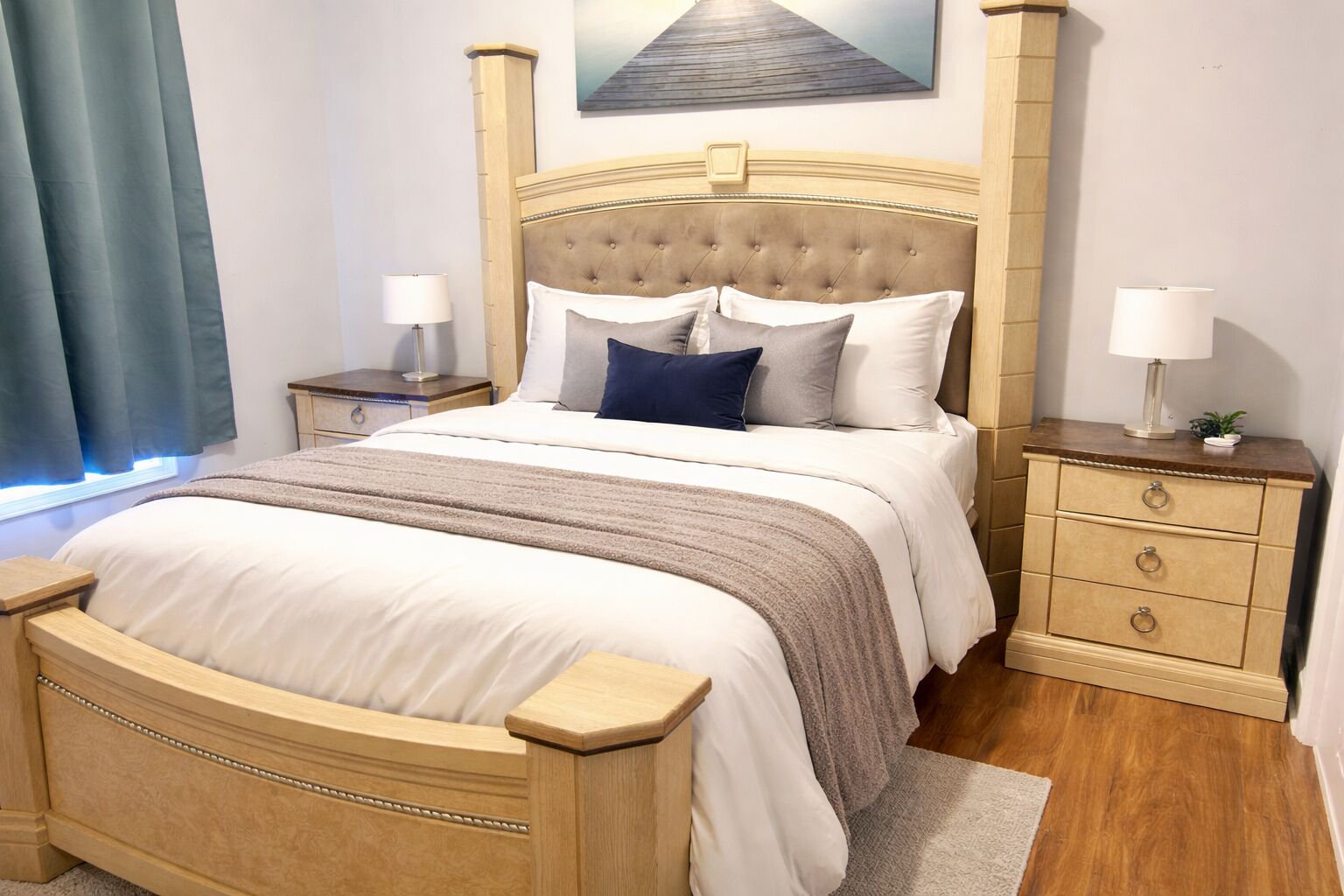 3 soverom, strykejern/-brett, internettilgang og sengetøy