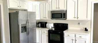 3-bedroom house in charming Rockmart with AC