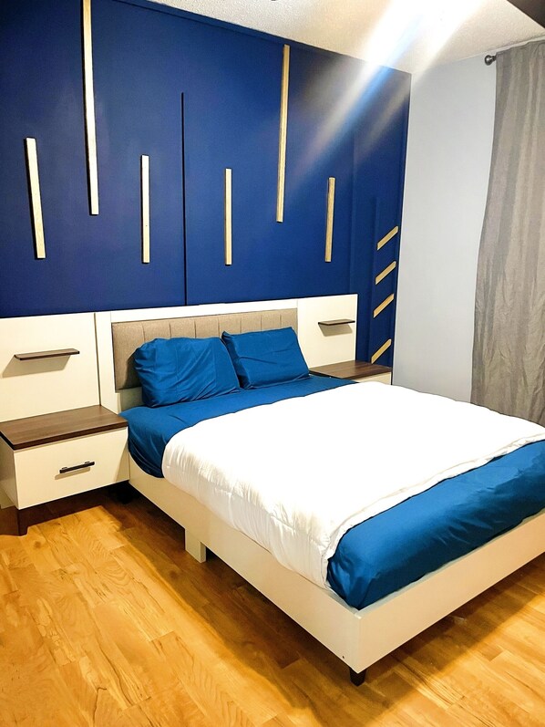 3 bedrooms, iron/ironing board, Internet, bed sheets