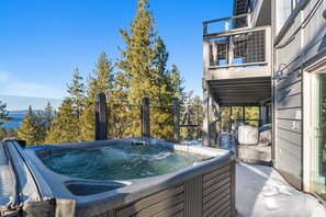 Talo, 4 makuuhuonetta | Terassi/patio