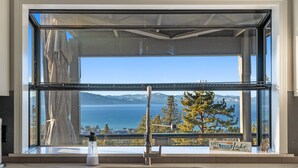 Unclassified image, 4 of 102, button - Hch0868 - The Grand Escape 4 Bedroom Home (South Lake Tahoe)