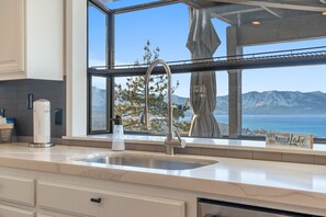 Talo, 4 makuuhuonetta | Sisätilat