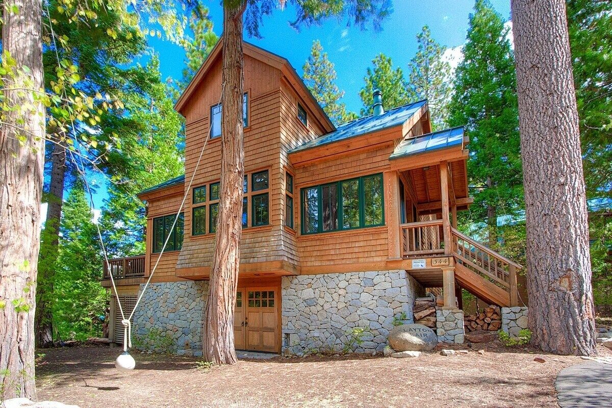 House, 5 Bedrooms | Exterior