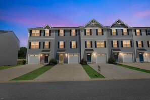 Townhome, 4 Bedrooms | Exterior