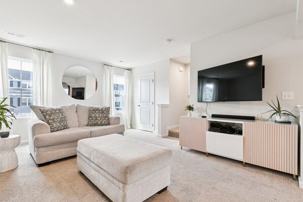Townhome, 4 Bedrooms | Living area | Smart TV, streaming services