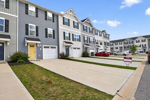 Townhome, 4 Bedrooms | Exterior