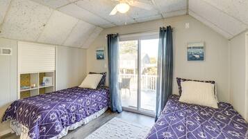 House, 4 Bedrooms | 4 bedrooms, laptop workspace, free WiFi