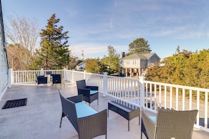 House, 4 Bedrooms | Terrace/patio