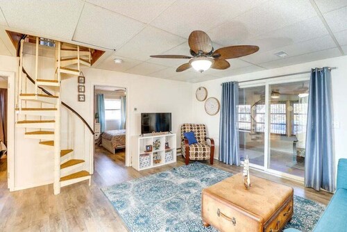 Captain's Quarters 4 Bedroom Home